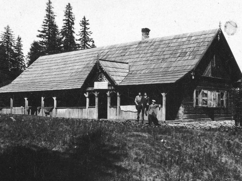 Cover Image for Trudne początki turystyki w Beskidach Zachodnich